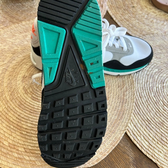 WOMEN'S NIKE AIR MAX CORRELATE - SIZE 7 - Picture 4 of 4